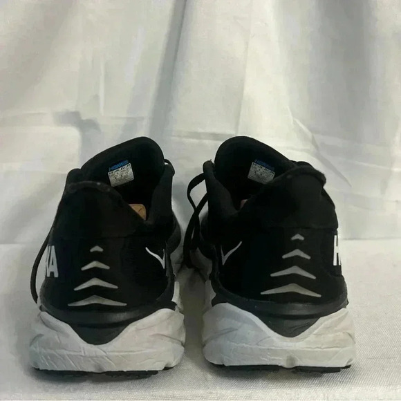 HOKA Clifton 8 Size 9D Men’s S34x22/v655/w250 Black and White, lace up EUC - Picture 4 of 13